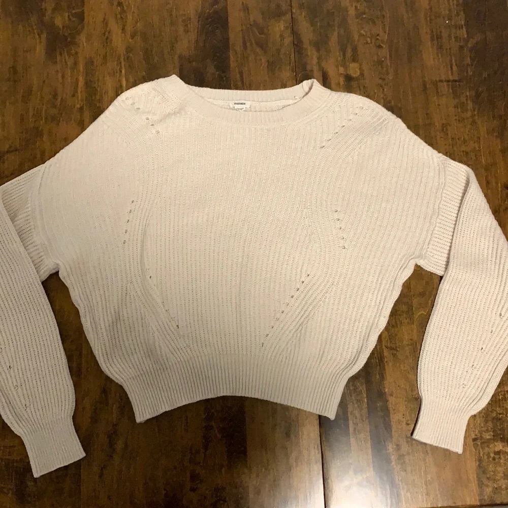 Garage oversized knit sweater. - Picture 2 of 5